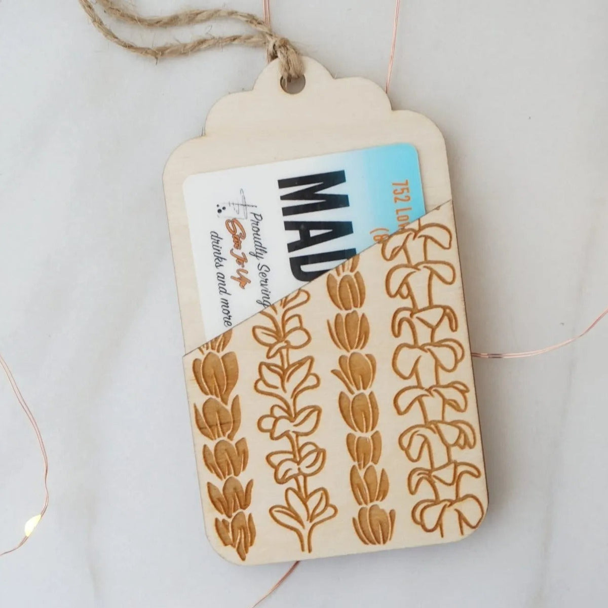 Pop-Up Mākeke - HI Darling Shop - Lei Day Gift Card Holder - Front View