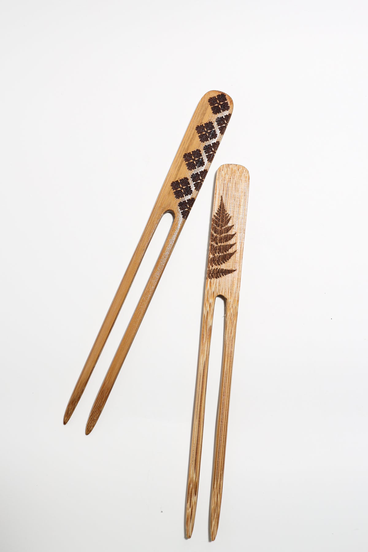 Etched Ohe Multi Prong Hair Pick Pua Haaheo 2025