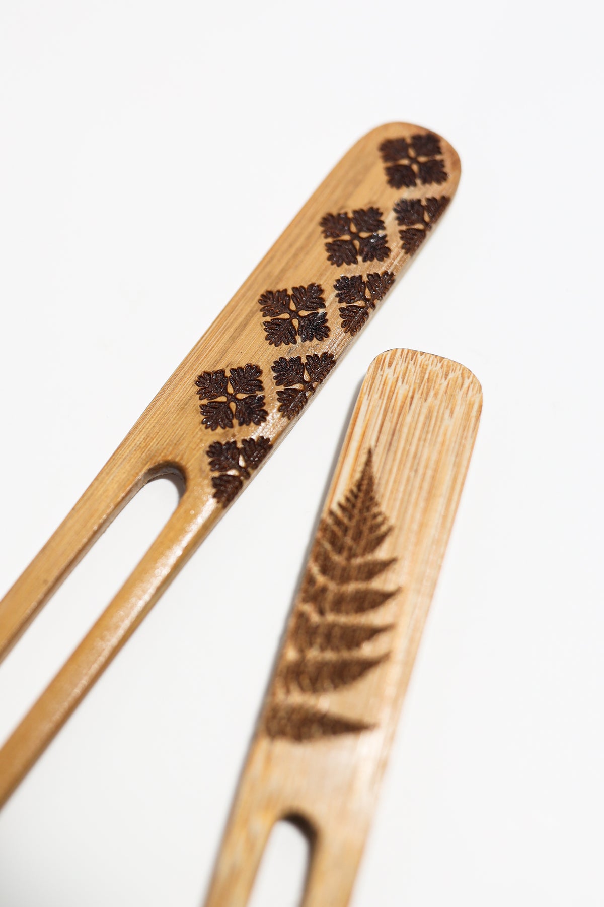 Etched Ohe Multi Prong Hair Pick Pua Haaheo 2025