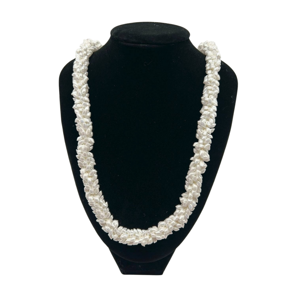 Glossy Pearl White Necklace Magatama (Wedding Lei) - 31"