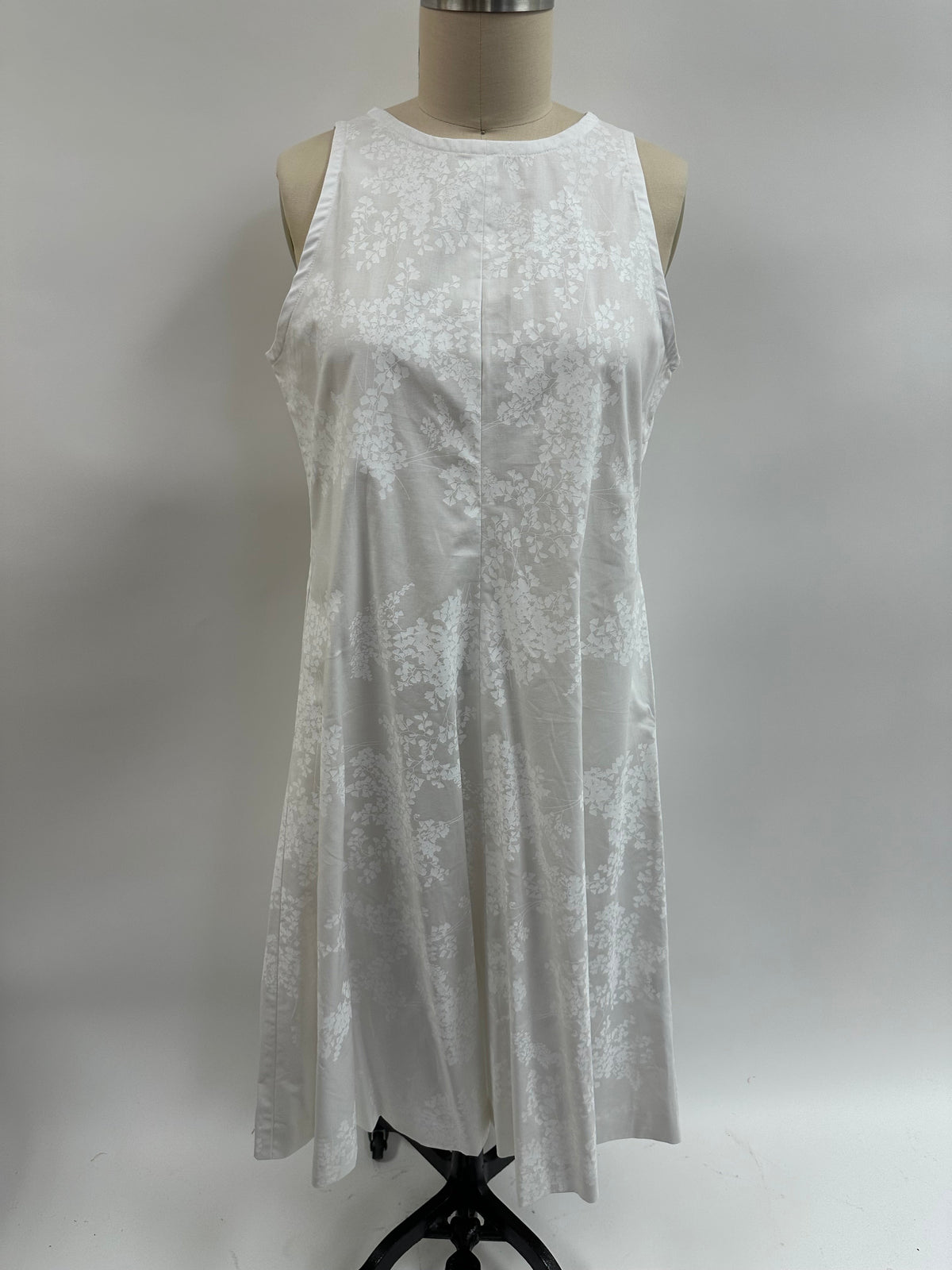 Vogue Dress | Iwa'iwa | White on White