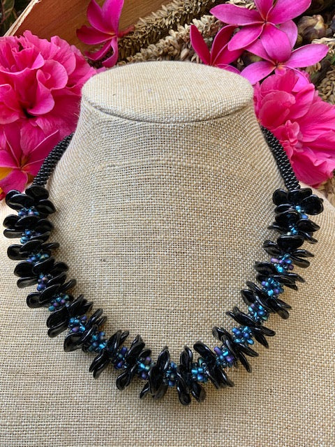 Pop-Up Mākeke - Akalei Designs - Black Orchid Hawaiian Haku Rose Petal Necklace Lei - Front View