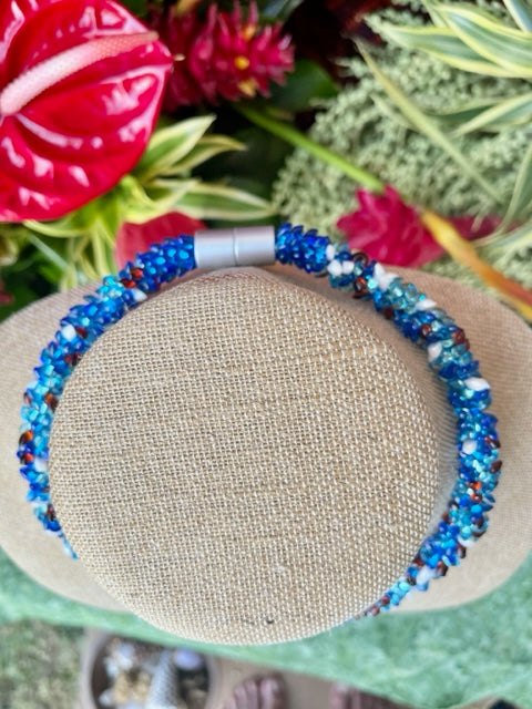 Pop-Up Mākeke - Akalei Designs - Blue, Topaz and White Dragon Scales Necklace Lei - Top View
