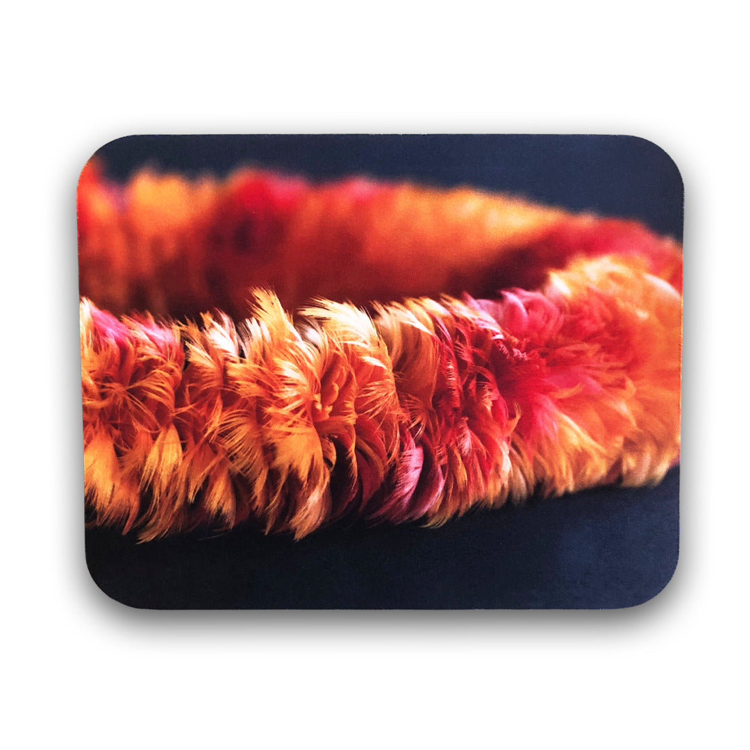 Pop-Up Mākeke - Alohi Imags Maui - Lei Hulu (Feather Lei) Mousepad
