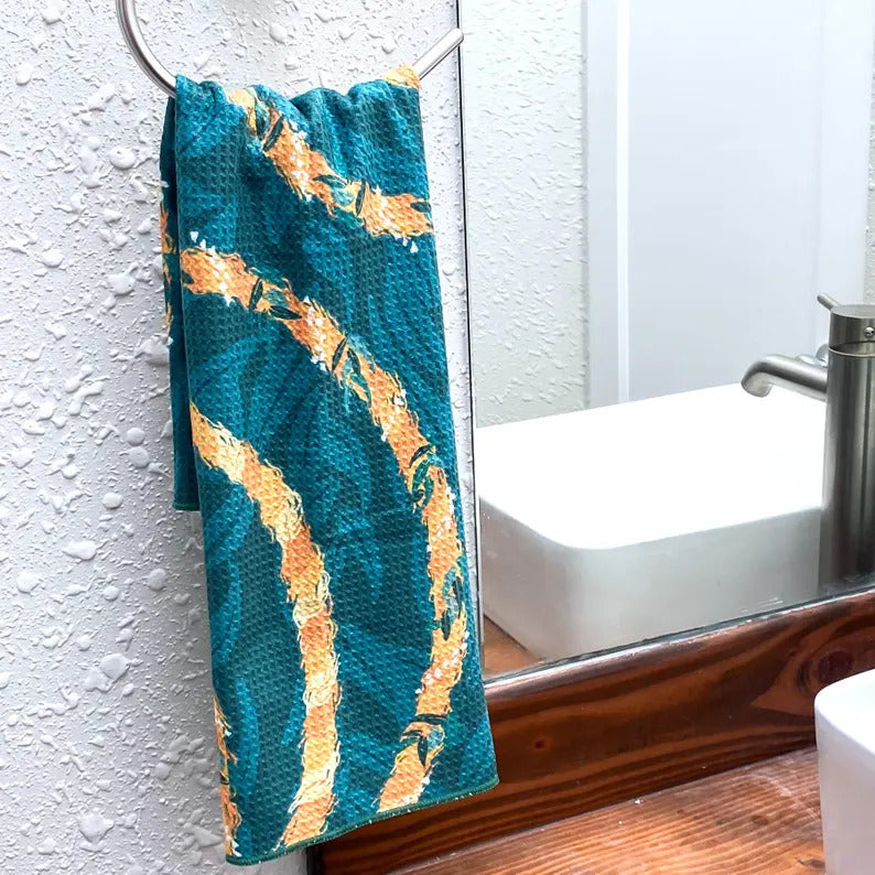 Reversible Hand Towel - Kaunaoa Lei