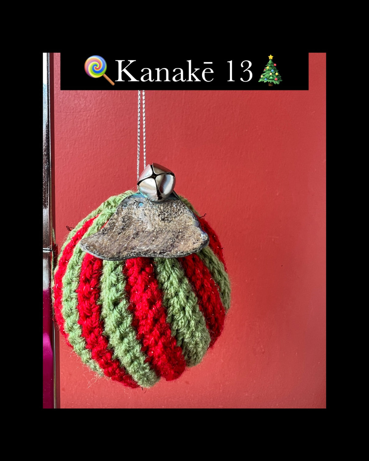 Pop-Up Mākeke - Pawehi Creations - Christmas Bauble Candy Swirl Ornament - Style #13
