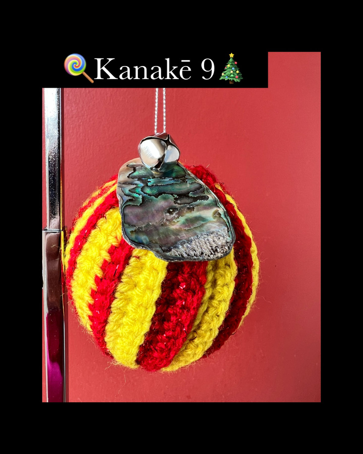 Pop-Up Mākeke - Pawehi Creations - Christmas Bauble Candy Swirl Ornament - Style #9
