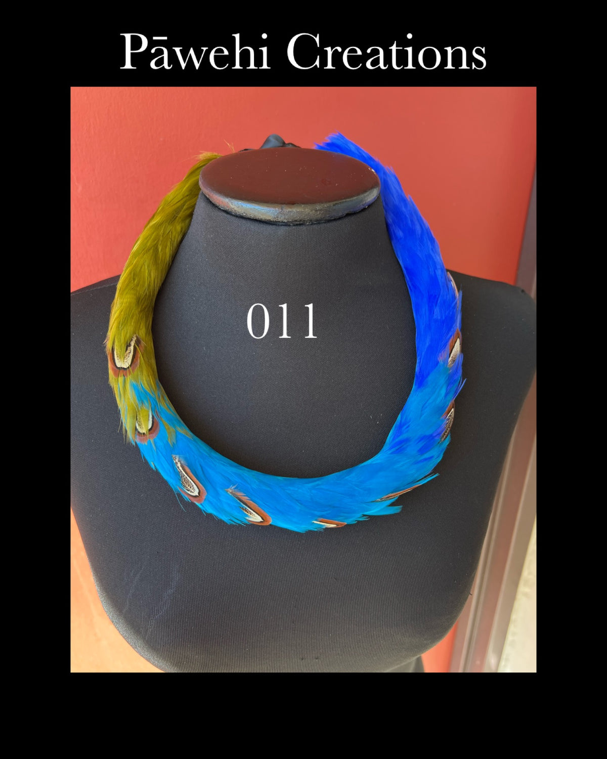 Pop-Up Mākeke - Pawehi Creations - Lei Hulu #011