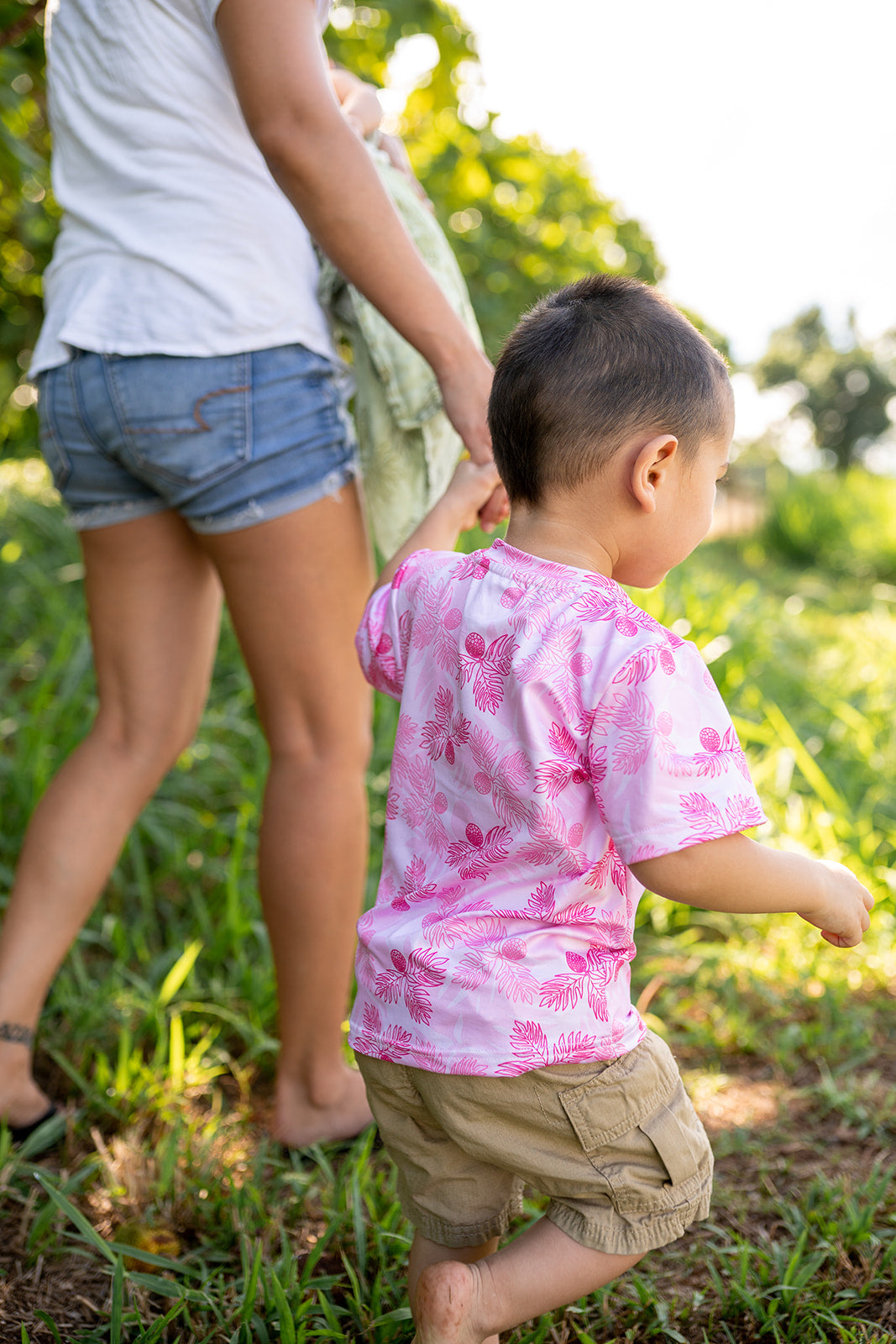 Pop-Up Mākeke - The Keiki Department - Unisex Keiki Short Sleeve T-Shirt - Maui Pink Ulu o Lele - Front View