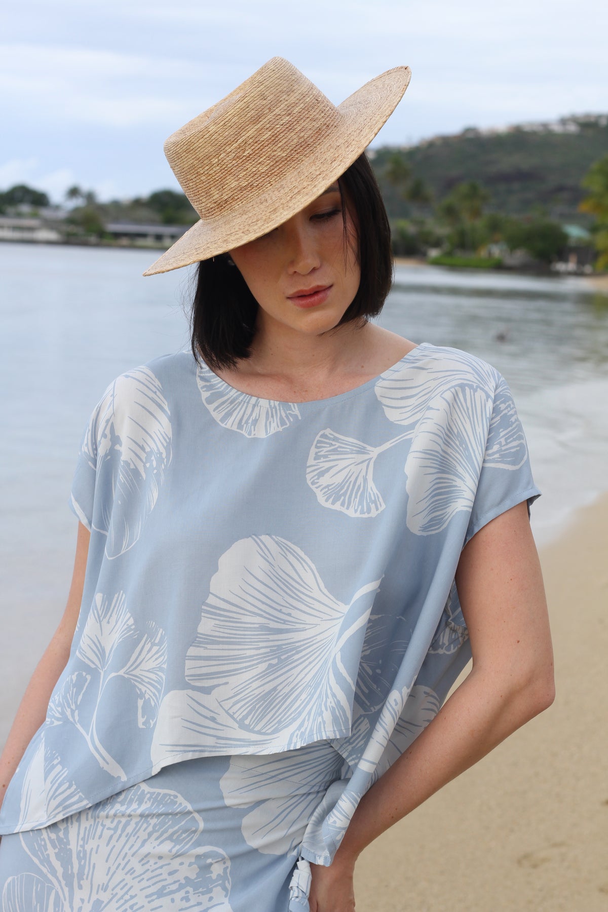 Women's Zen Top - Gingko in Dusty Blue & White