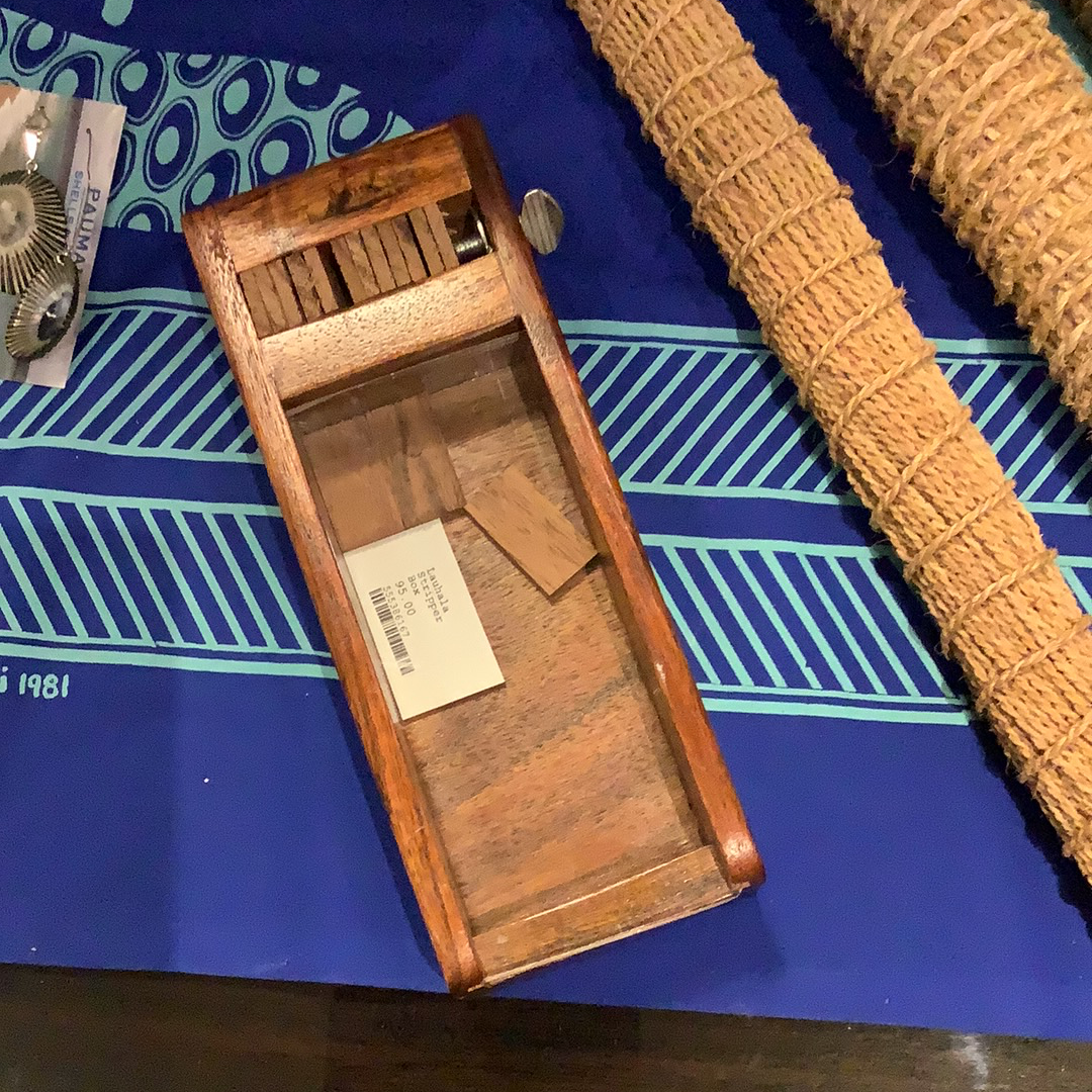 Lauhala Stripper Box