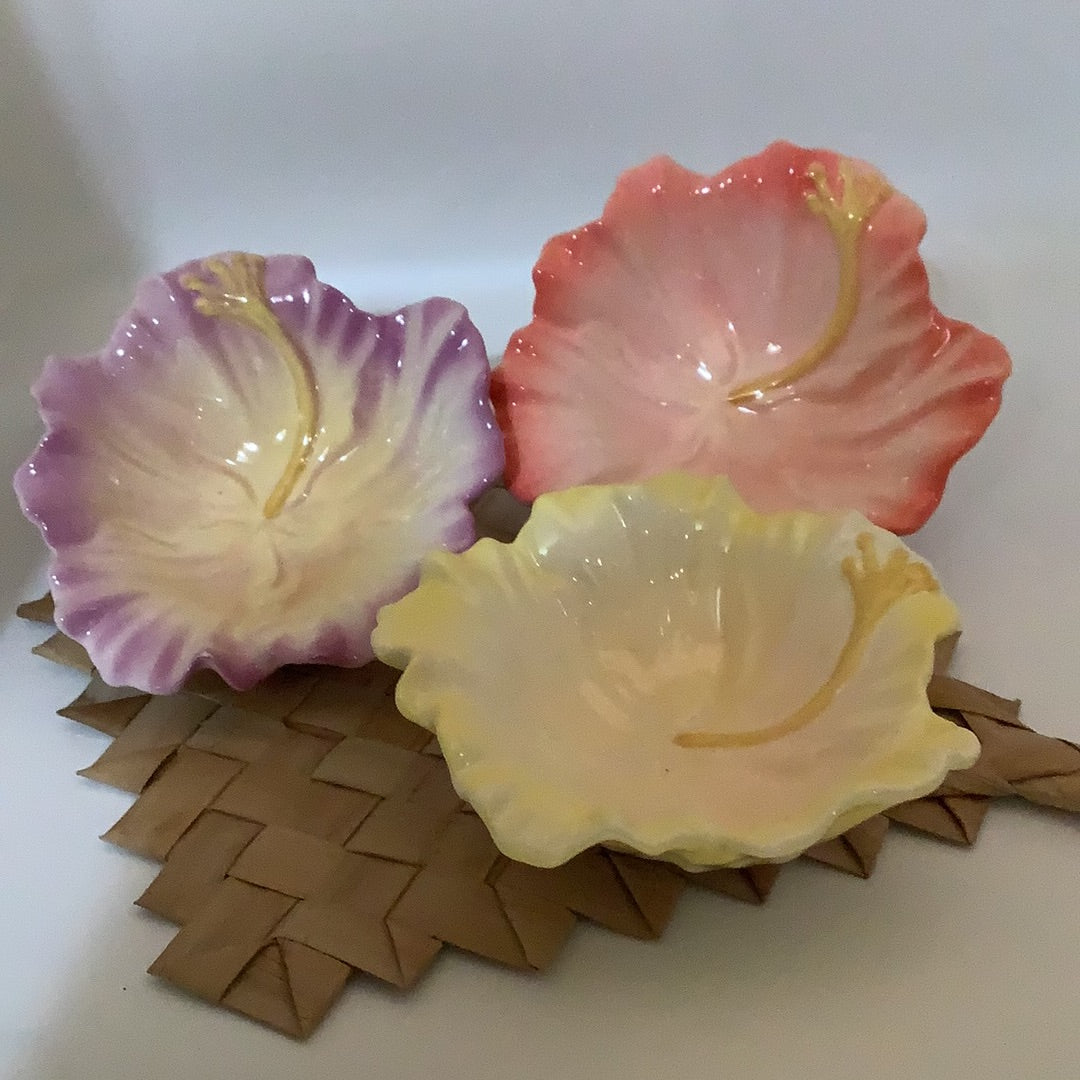 Ceramic Flower Dish Jeanne Nichols