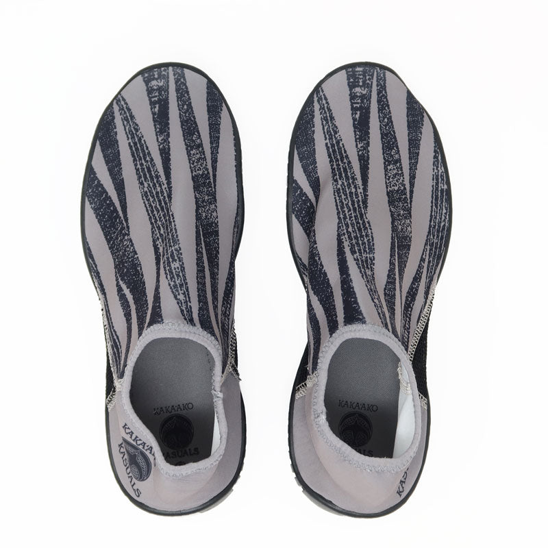 Pop-Up Mākeke - Kaka'ako Kasuals - Kewalos Kai Water Shoes - Black - Front View